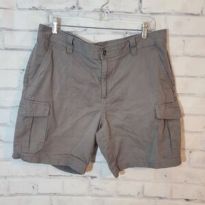 Columbia Gray Cargo Shorts Sz 36